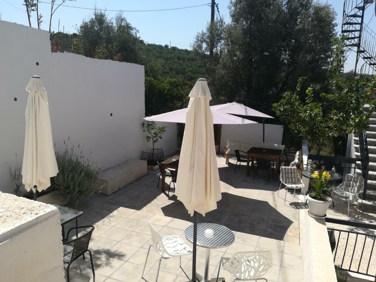 Villa Teo Kalamata Bagian luar foto